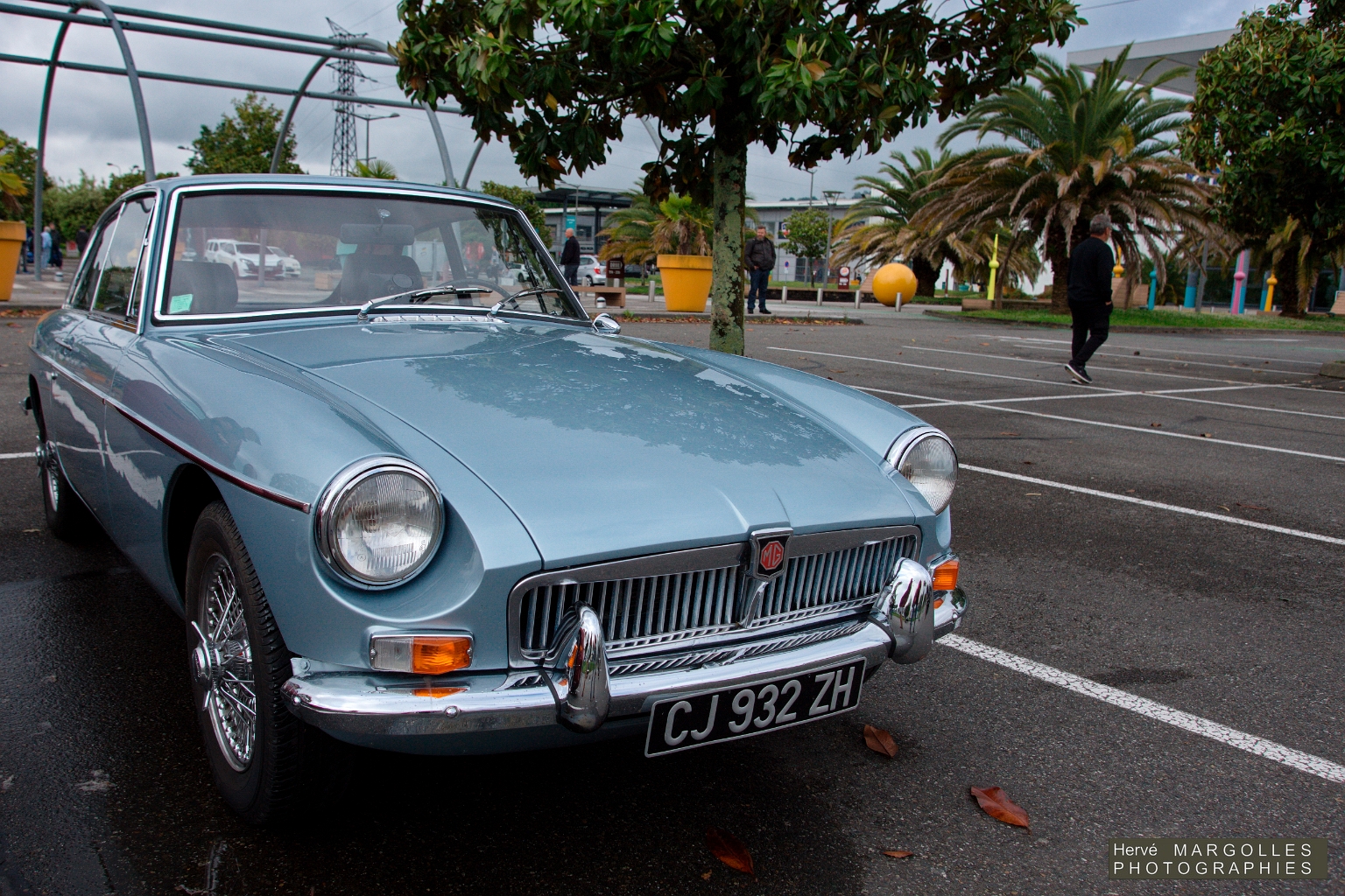 MGB GT-02.jpg